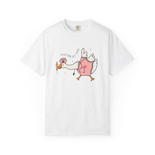 Register nurse silly goose Unisex Garment-Dyed T-Shirt - Casual Vintage Style for Everyday Wear