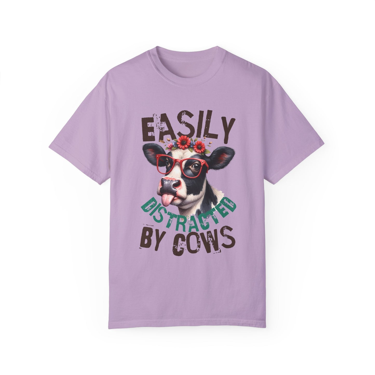 Easily distracted by cows Unisex Garment-Dyed T-Shirt - Casual Vintage Style for Everyday Wear